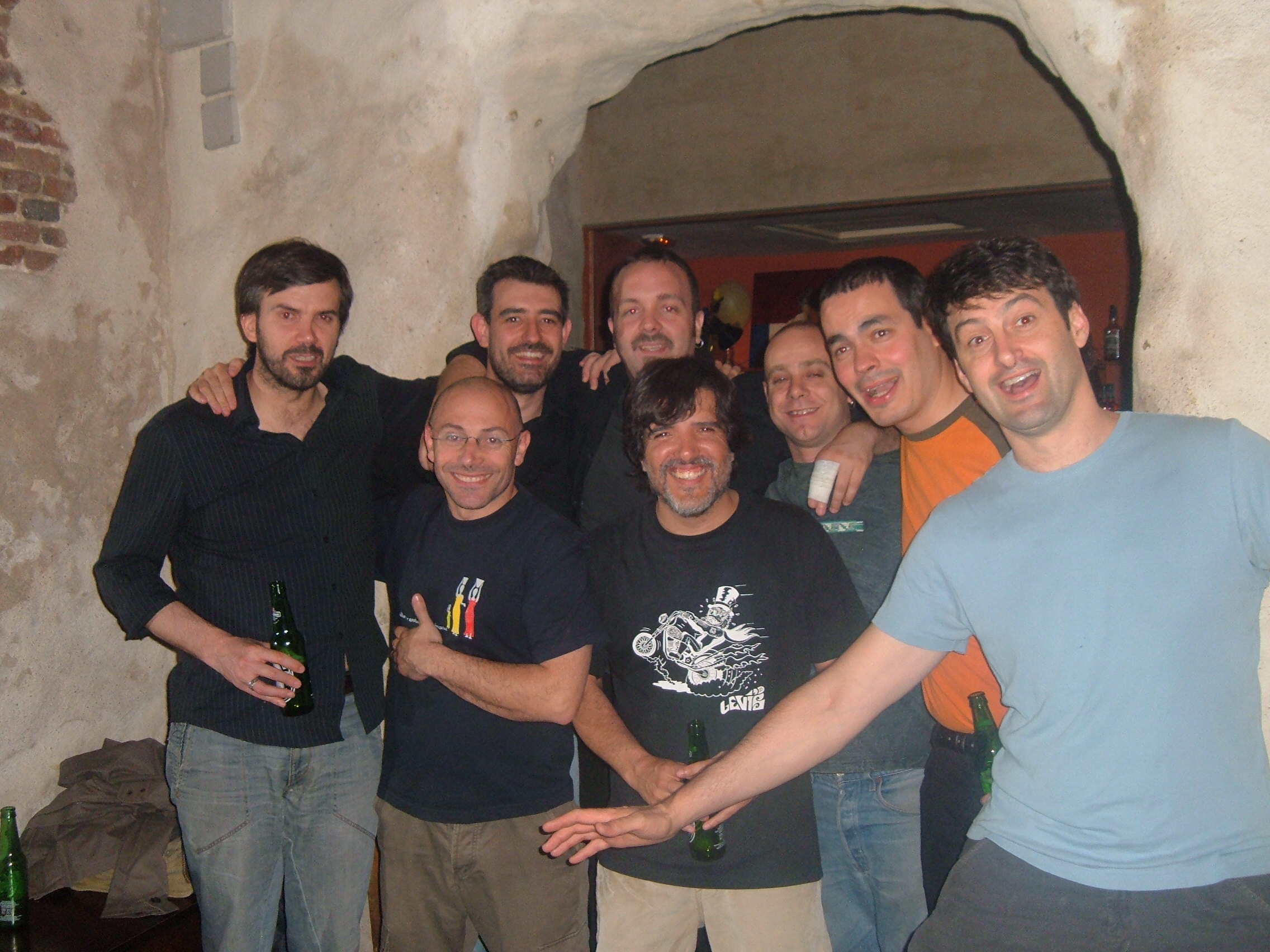 Antonio de Pinto, Matías Ávalos, Rafa Mora, Rubén Buren, Luis Felipe Barrio, Claudio H, Moncho otero y Pedro Herrero